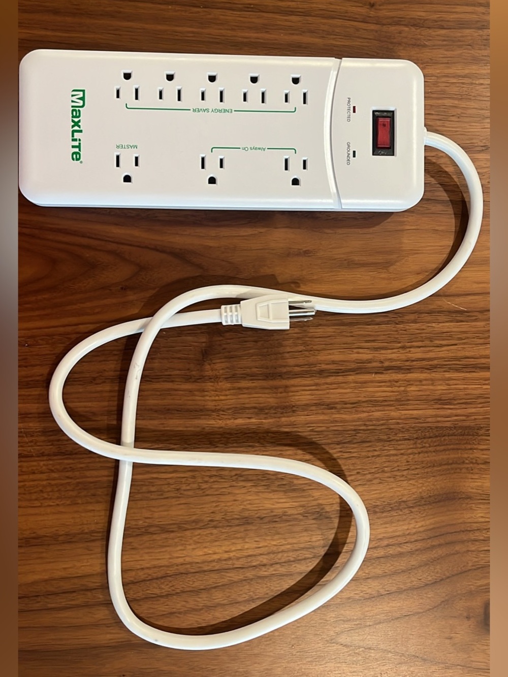 MaxLite White Surge Protector Power Strip with Multiple Outlets